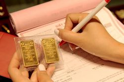 Vàng SJC giảm về 78,98 triệu đồng/lượng