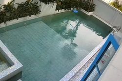 Quảng Ninh: 2 bé gái đuối nước ở bể bơi trong căn hộ nghỉ dưỡng, 1 bé tử vong