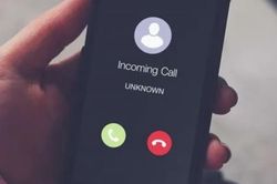 Sập bẫy cuộc gọi giả mạo Công an, cụ bà 71 tuổi bị mất hơn 1 tỷ đồng