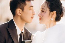 Midu công khai diện mạo điển trai của ông xã kém 1 tuổi