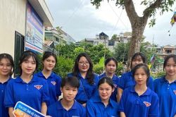 Sắc xanh tình nguyện xứ Lạng tiếp sức mùa thi