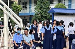 TP. Hồ Chí Minh: Hơn 98.000 học sinh hoàn thành ngày thi đầu tiên vào lớp 10