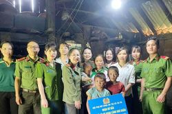 Hội Phụ nữ Công an tỉnh nhận đỡ đầu 14 trẻ em có hoàn cảnh đặc biệt khó khăn