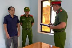 Lập công ty 'ma' để buôn lậu hàng hóa xuyên quốc gia