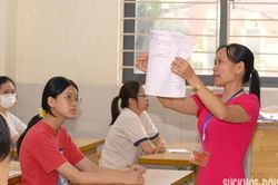 Ấn tượng ngày làm thủ tục dự thi vào lớp 10 tại Hà Nội
