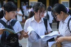 Gợi ý đáp án đề thi môn Văn tuyển sinh vào 10 Hà Nội năm 2024