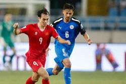 Tuyển Việt Nam loại 4 cầu thủ trước giờ lên đường đấu Iraq