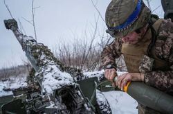 Tổng thư ký NATO nói Ukraine 'có quyền' tấn công các mục tiêu quân sự ở Nga