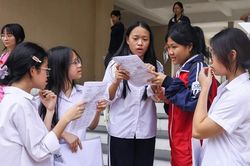 Đề thi Toán lớp 10 Hà Nội: Mức điểm trung bình là 7 điểm