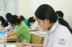 Giám đốc Sở GD-ĐT Hà Nội khẳng định không lộ đề Ngữ văn thi vào lớp 10