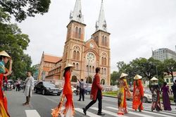 TP HCM đón 2,6 triệu lượt du khách quốc tế trong nửa đầu năm 2024