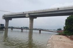 Hình hài mới nhất cây cầu vượt sông lớn ở Nam Định sắp thay thế phà Đống Cao