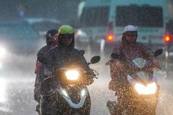 Mưa dông gia tăng tại Nam bộ trong tuần mới