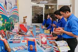 Hoạt động xuất bản chuyển biến tích cực