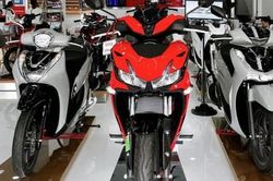 Giá xe máy Honda mới nhất giảm mạnh kỷ lục: SH, Vision và Air Blade có phiên bản thậm chí dưới cả giá niêm yết