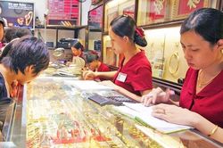 Người mua bán vàng sẽ bị đánh thuế, chuyên gia nói gì?