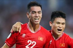 HLV Hoàng Văn Phúc: 'Nhiều niềm tin nhưng lắm thách thức với đội tuyển Việt Nam'