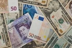 Tỷ giá USD hôm nay (12-6): Đồng USD đạt đỉnh 4 tuần trước dữ liệu lạm phát