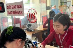 Thay vì xếp hàng sáng sớm, người dân có thể đăng ký mua vàng miếng SJC online