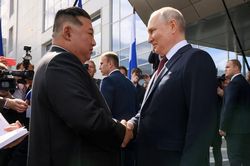 Ông Kim Jong-un ca ngợi quan hệ Nga - Triều là 'bất khả chiến bại'