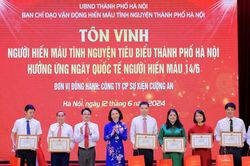 Hà Nội: Tôn vinh 113 tập thể, gia đình, cá nhân hiến máu tiêu biểu