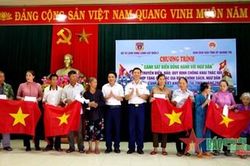 Vùng Cảnh sát biển 2 đồng hành với đồng bào tôn giáo Quảng Trị