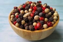 Giá hồ tiêu hôm nay (14-6): Đồng loạt tăng mạnh