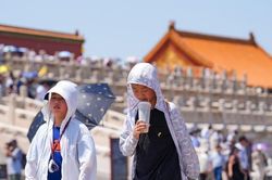 Trung Quốc phát cảnh báo nhiệt độ cao trong đợt nắng nóng gay gắt