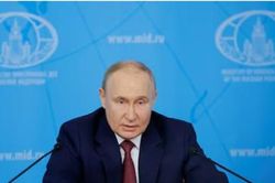 Tổng thống Nga Vladimir Putin nêu điều kiện đàm phán hòa bình Ukraine