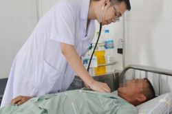 Quảng Ninh: 2 người bị suy thận cấp vì xem nhẹ một việc trong thời tiết nắng nóng
