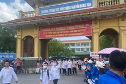 Công an Bắc Ninh đang xác minh thông tin Giám thị chụp bài thi của thí sinh