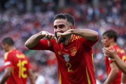 ĐT Tây Ban Nha thắng đậm nhờ dàn sao trẻ, Modric rời sân sớm; lý do VAR từ chối bàn thắng cho Croatia