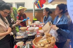 Sắc màu Việt Nam tại Hội chợ Thương mại - Ẩm thực ASEAN 2024