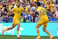 'Bội thực' siêu phẩm, Romania nhấn chìm Ukraine