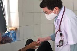 Viêm mô bào do bị mèo cào