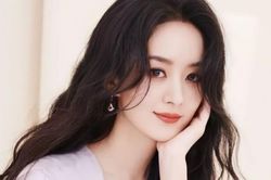 Triệu Lệ Dĩnh được một ông lớn công khai bày tỏ tình cảm ngay trong ngày trọng đại