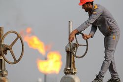 Giá xăng dầu hôm nay 19/6: Vượt 85 USD/thùng, căng thẳng tại châu Âu và Trung Đông tăng cao