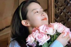 'Thần tiên tỷ tỷ' Lưu Diệc Phi: Có cả dàn xe sang, sở hữu hàng ngàn tỷ