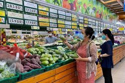 Đề xuất giảm thuế giá trị gia tăng 2% trong 6 tháng cuối năm 2024