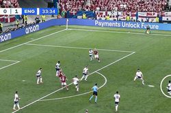 Sao Đan Mạch lập 'siêu phẩm' sút xa từ gần 30 mét sau sai lầm của Harry Kane