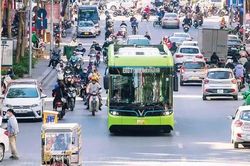 Hà Nội 'xanh hóa' 100% xe buýt công cộng