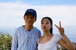 Bức ảnh Jennie (BlackPink) và Trần Quán Hy gây bàn tán