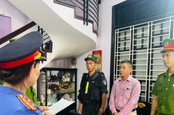 Vừa được miễn hình phạt tù, cựu Giám đốc CDC Thừa Thiên Huế lại bị bắt giam