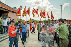Báo chí với sự kiện