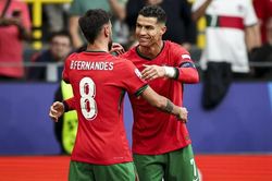 Những bàn thắng 'trong lòng người hâm mộ' của Ronaldo