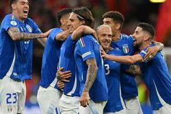 Lịch thi đấu bóng đá 25/6: Croatia quyết đánh bại Italy