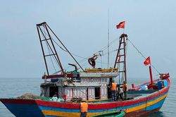 Nghệ An: Xử phạt nhiều tàu cá vi phạm trong khai thác thủy sản