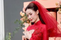 Ý nghĩa áo dài cưới và chiếc 'lúp' đặc biệt của Midu