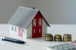 Lãi suất vay mua nhà tại Mỹ 'chạy' trước quyết định của Fed