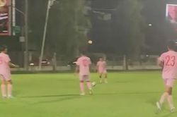 U16 Việt Nam tập đấu pháp chuẩn bị đấu U16 Campuchia